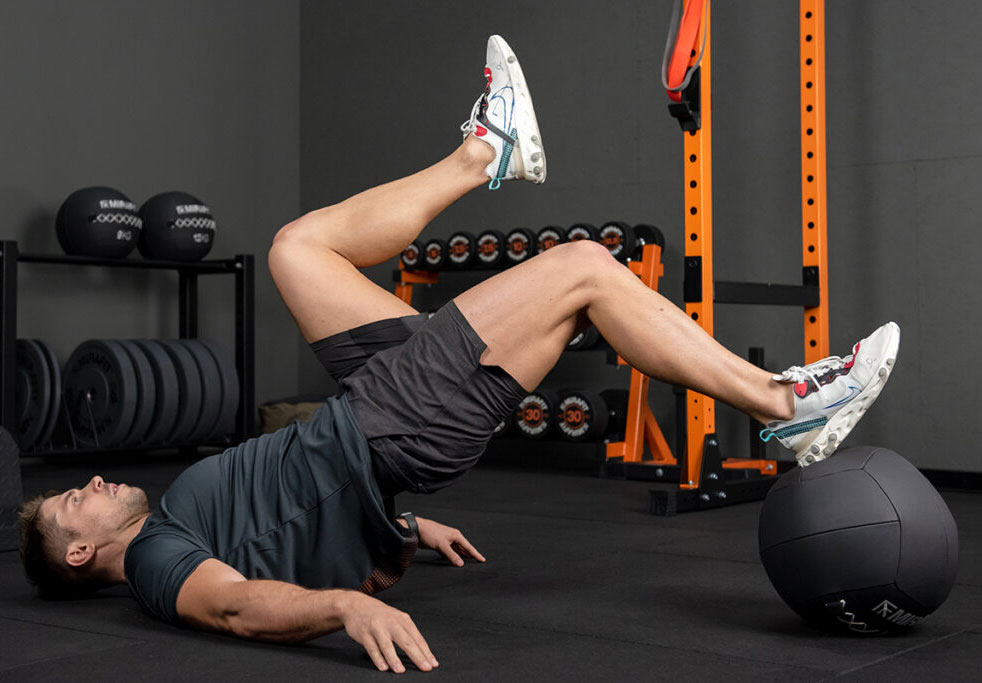 حرکت پل توپی تک پا با وال بال